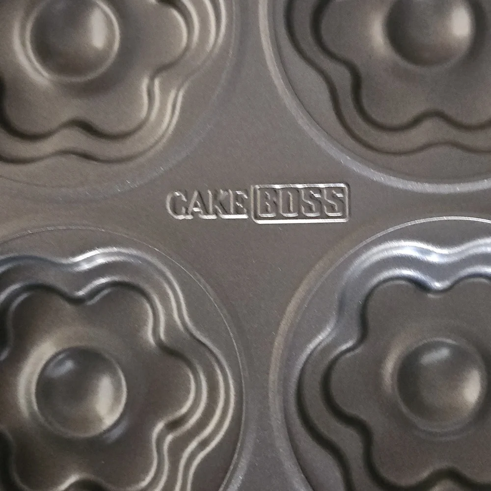 Cake Boss Devoted to Dessert Flower Mold Cookie Pan. Never used.